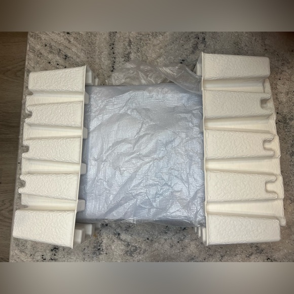 SOLD! Sony PS5 l New Condition Original Packaging 825GB - Picture 14 of 14